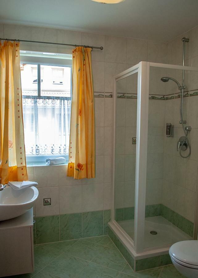 Pension Hiesel-Villa Untersbergblick Anthering Dış mekan fotoğraf