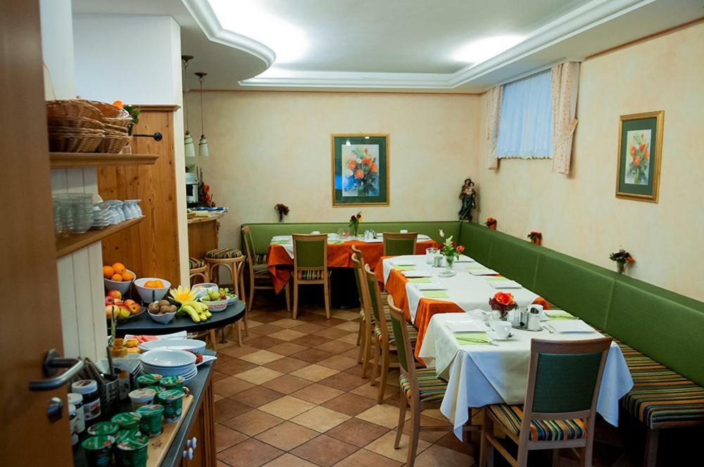 Pension Hiesel-Villa Untersbergblick Anthering Dış mekan fotoğraf